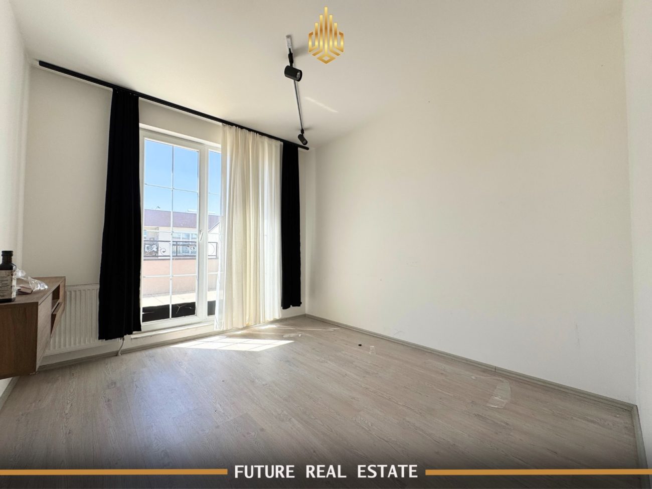 Penthouse en location – 3 chambres – Fushë Kosovë près du quartier eliza
