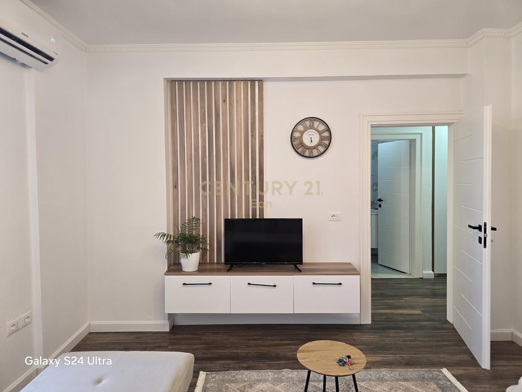 1+1 apartment for rent in downtown Durrës! (2)