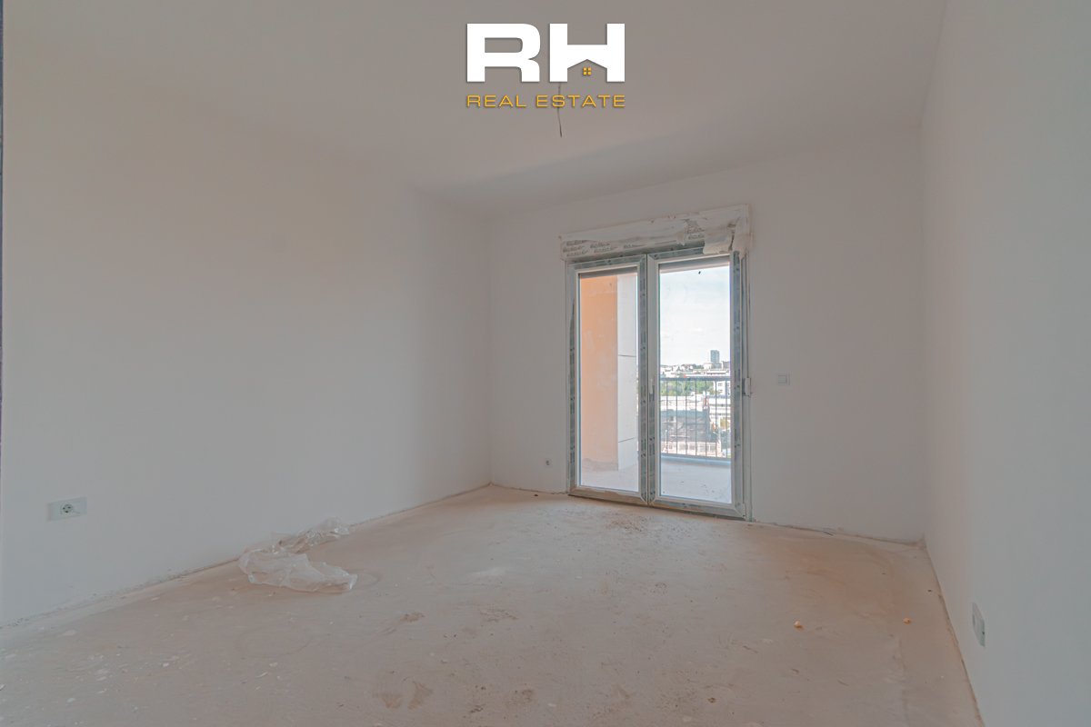 Appartement de 66,6m² à #vente sur rruga a (8)