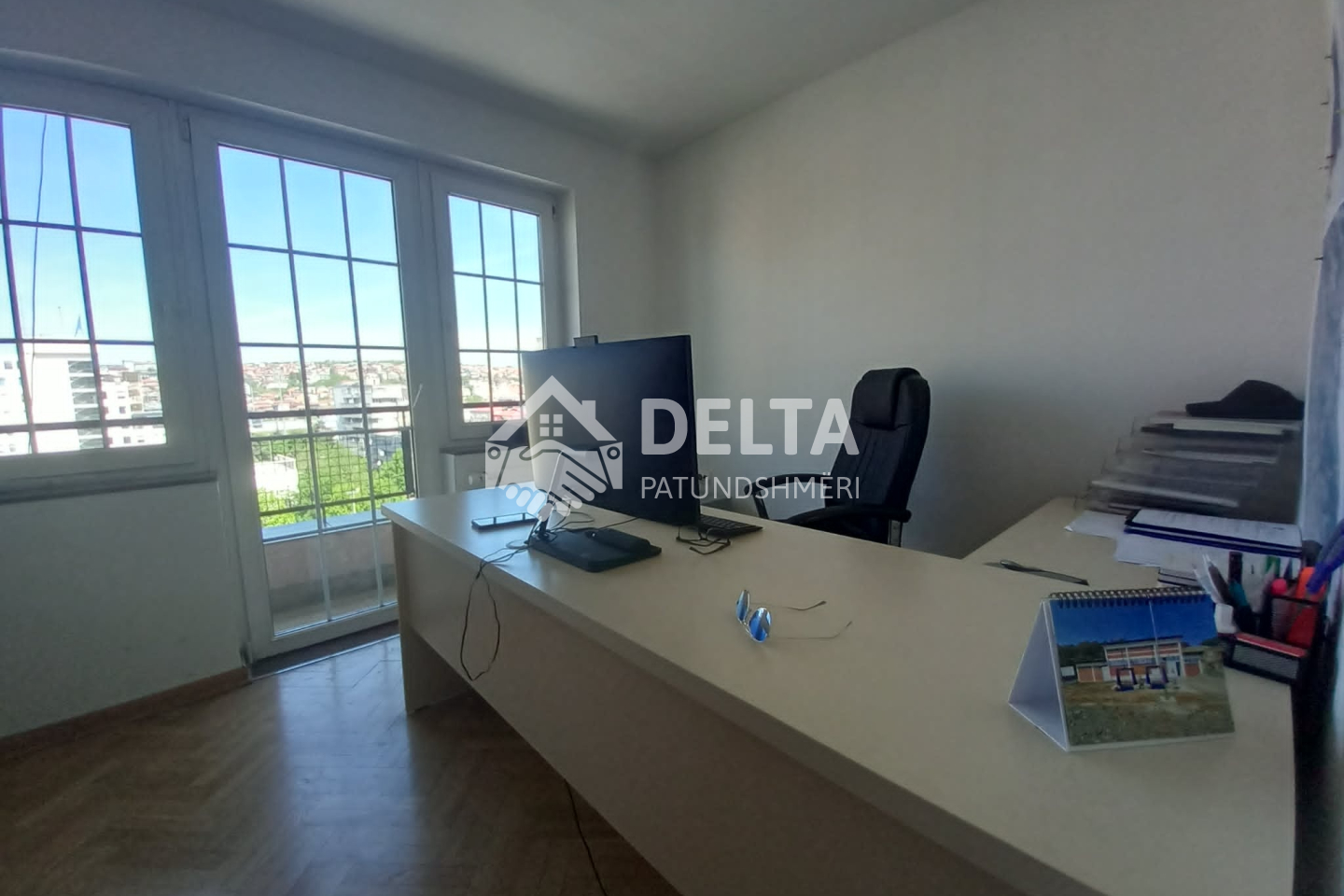 Büro zur miete im stadtzentrum
