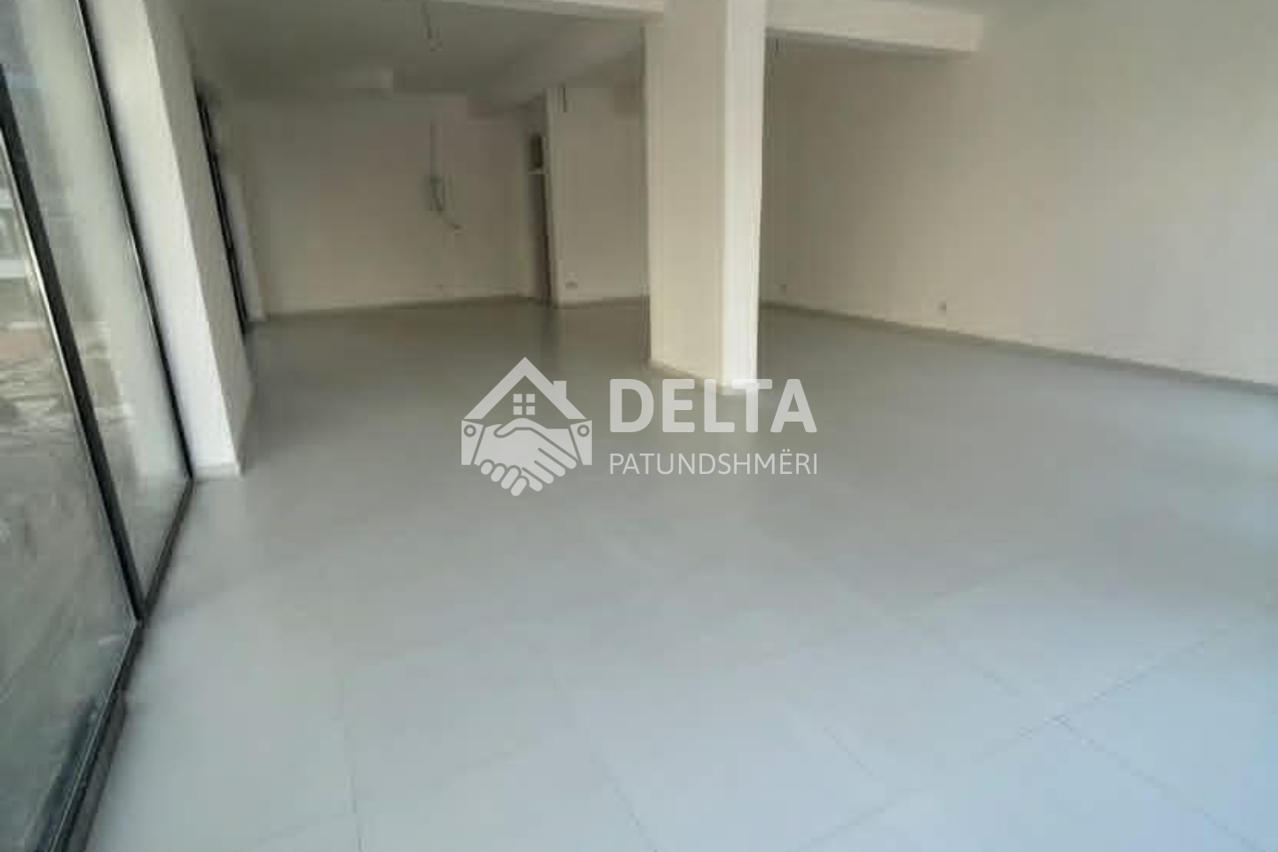 Espaço comercial para alugar em Mati 1 (3)