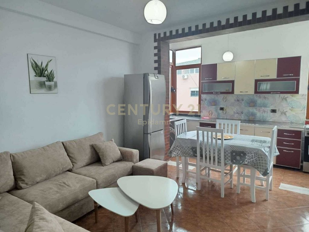 Appartement à louer 1+1 à plage iliria, durres!