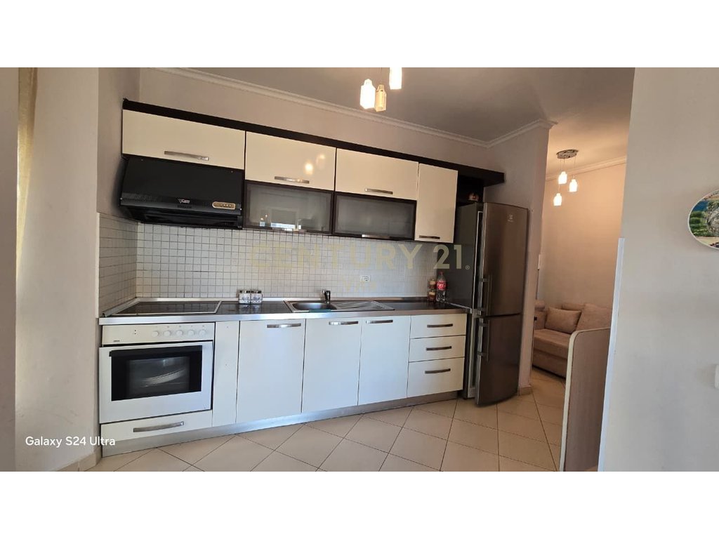 Appartement à louer 1+1 à plage iliria, durres!