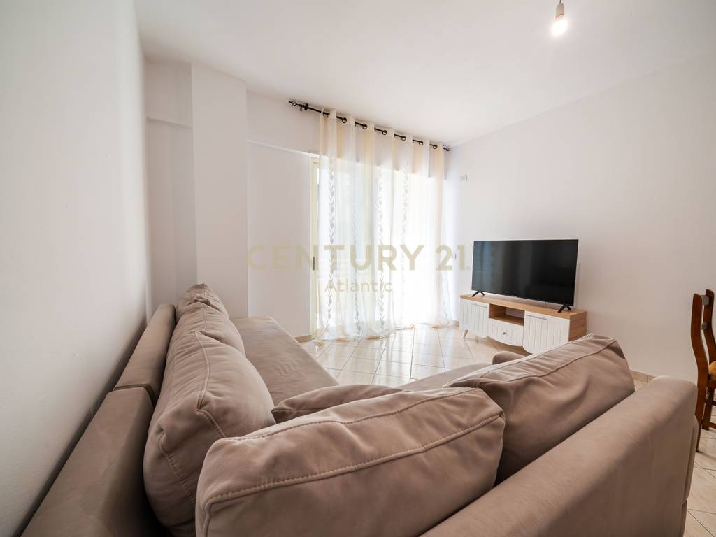 Appartement à louer 1+1 à plage iliria, durres!
