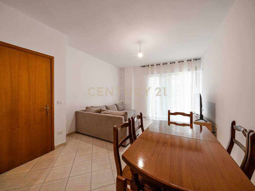 Appartement à louer 1+1 à plage iliria, durres!