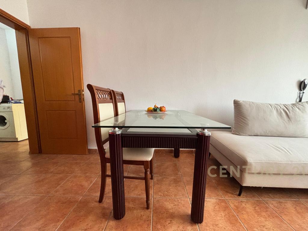 Appartement à louer 1+1 à plage iliria, durres!