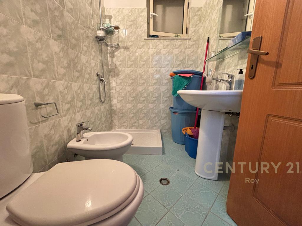 Appartement à louer 1+1 à plage iliria, durres!