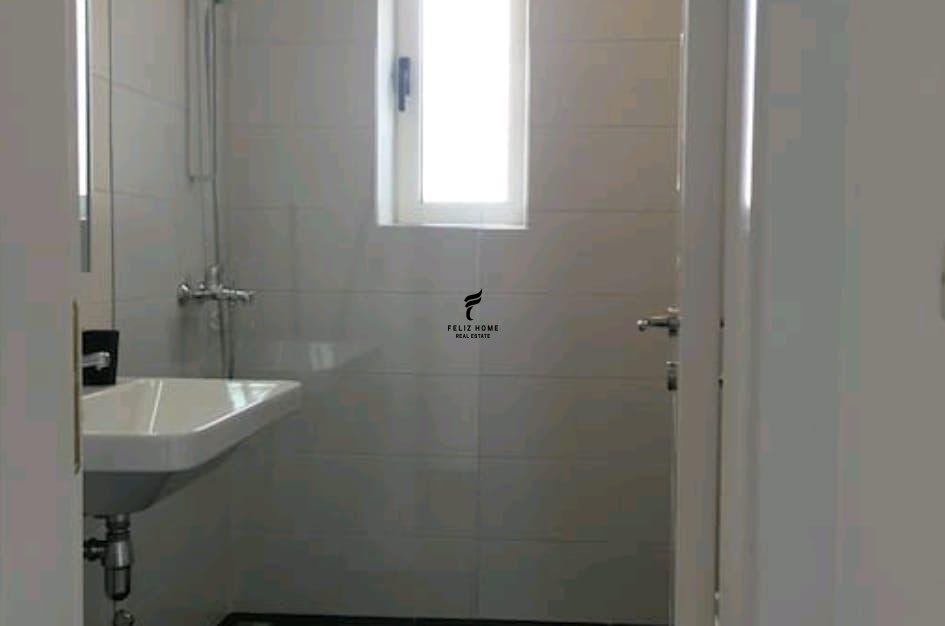 Appartement à louer 1+1 rue d'elbasanit 62 000 leke