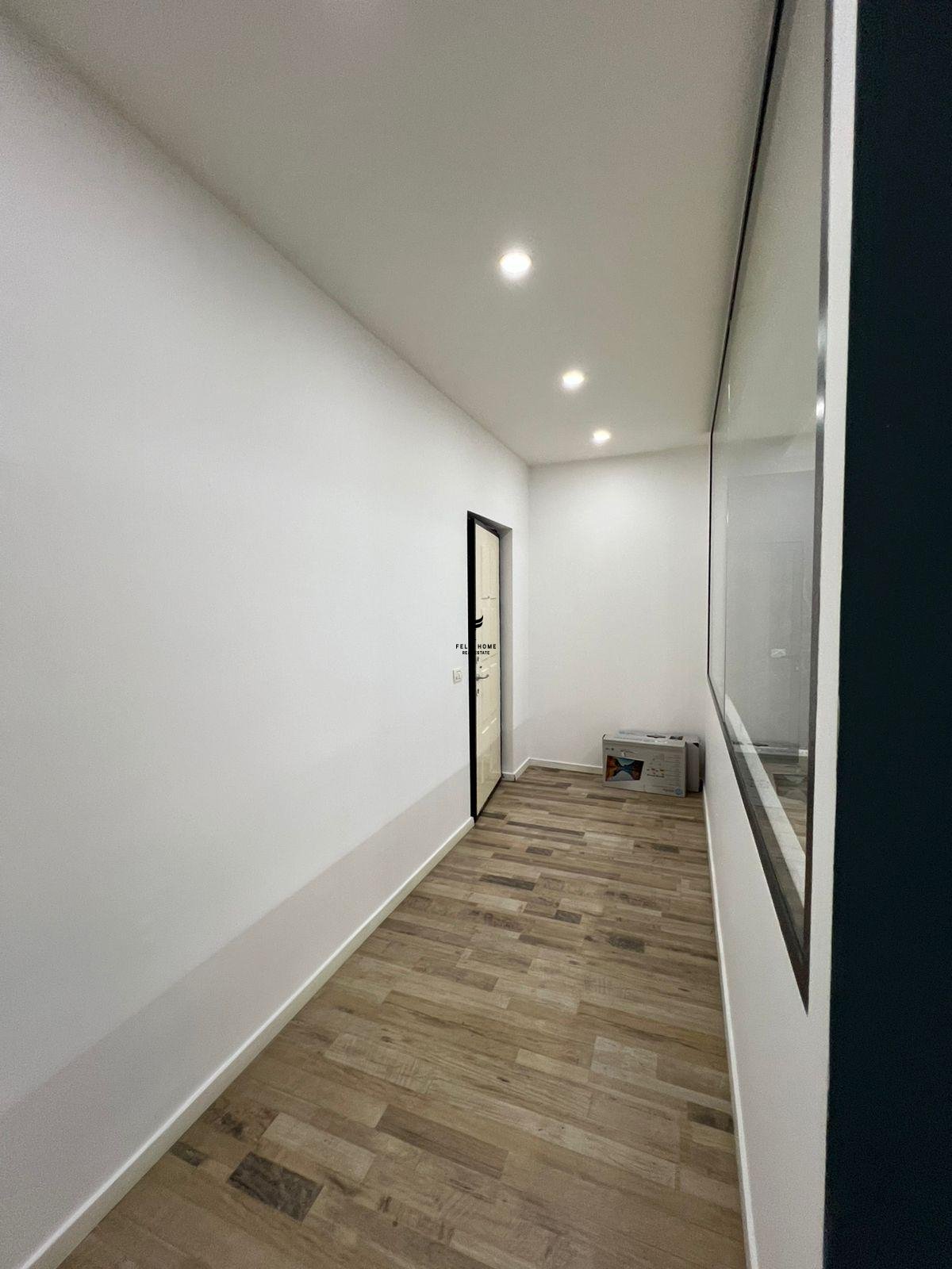 Apartment for rent 110 square meters willson building 140,000 leke (8)