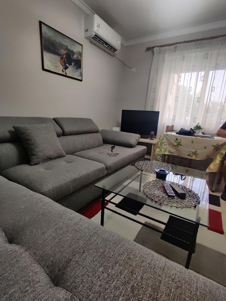 Appartement à louer 2+1 rue de durres 60.000 leke