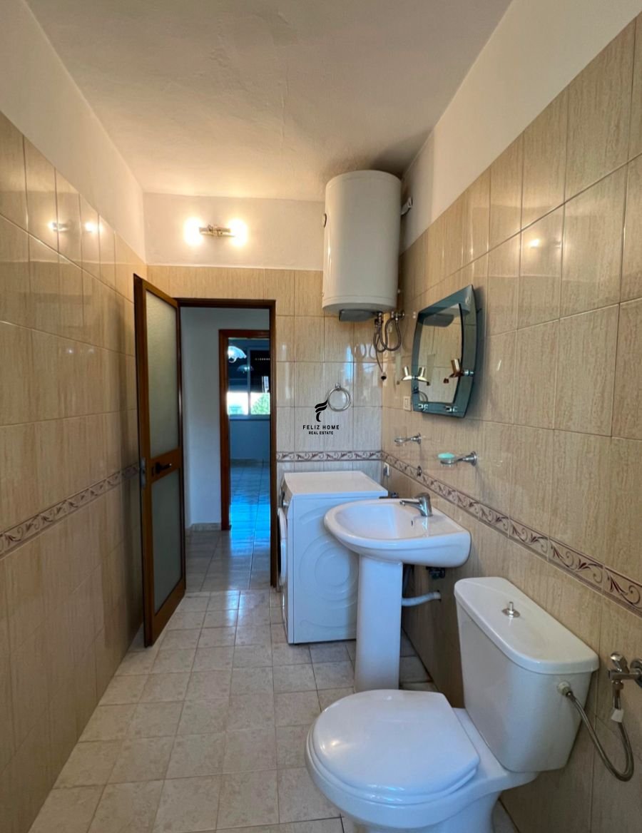 Apartament me qera 2+1 pazari i ri 50.000 leke (6)