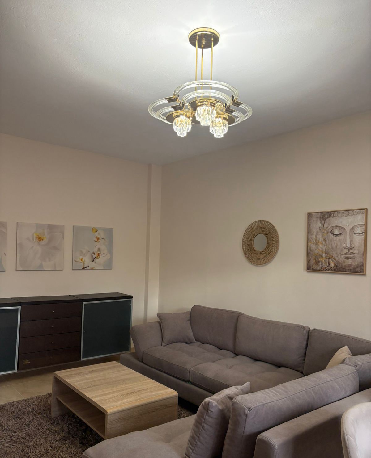 Aluguel | apartamento 2 + 1 | rruga e elbasanit | 700 €/mês