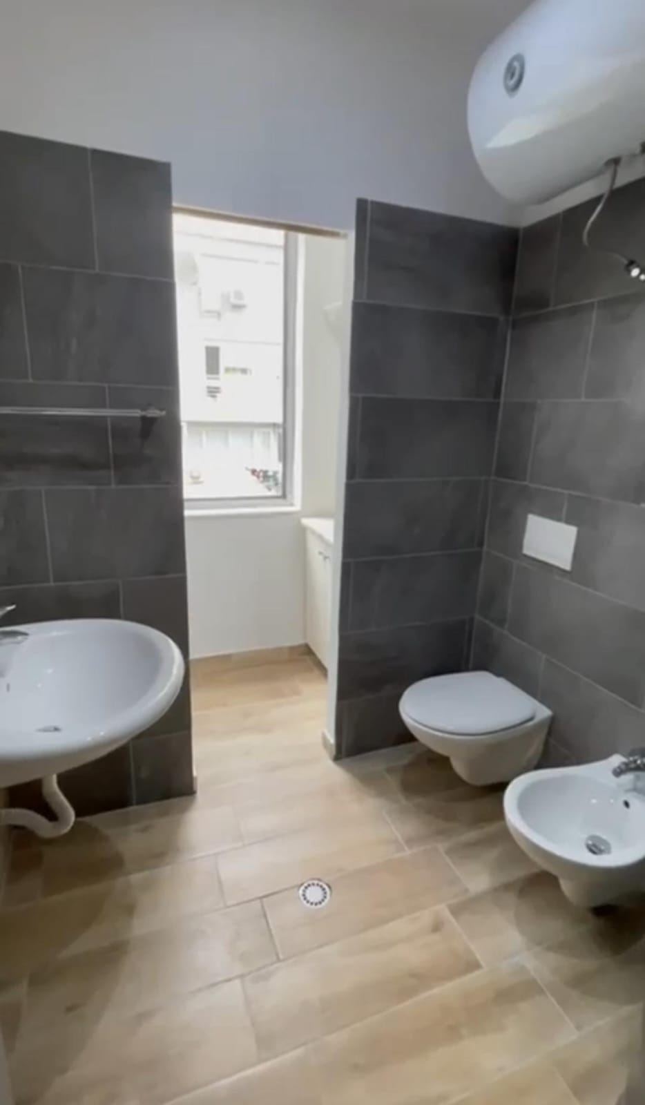 Affitto | appartamento 2 + 1 | rruga e kavajës | 600 €/mese