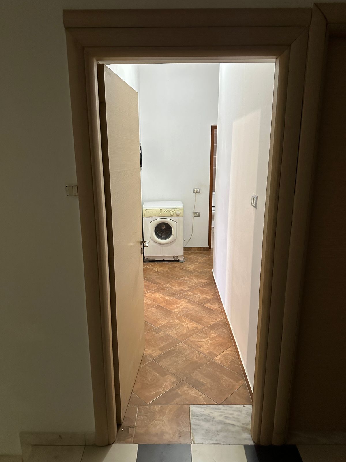 Affitto | monolocali | bulevardi i ri | 300 €/mese (8)