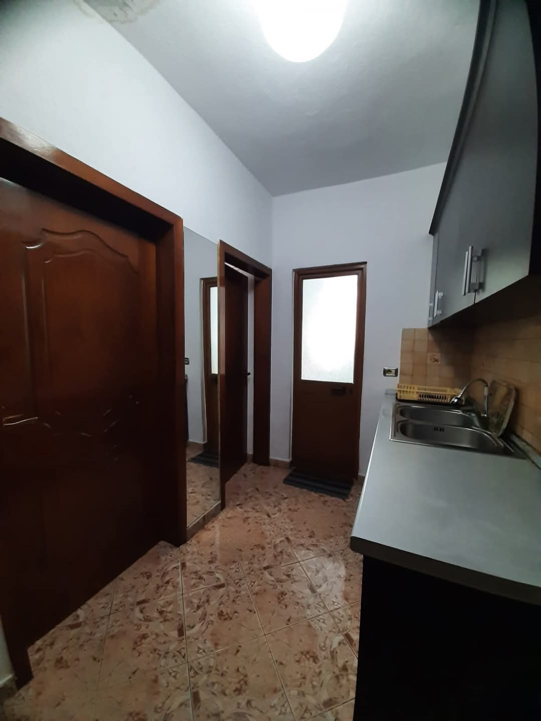 Aluguel | apartamento 1 + 1 | 21 dhjetori | €400/mês