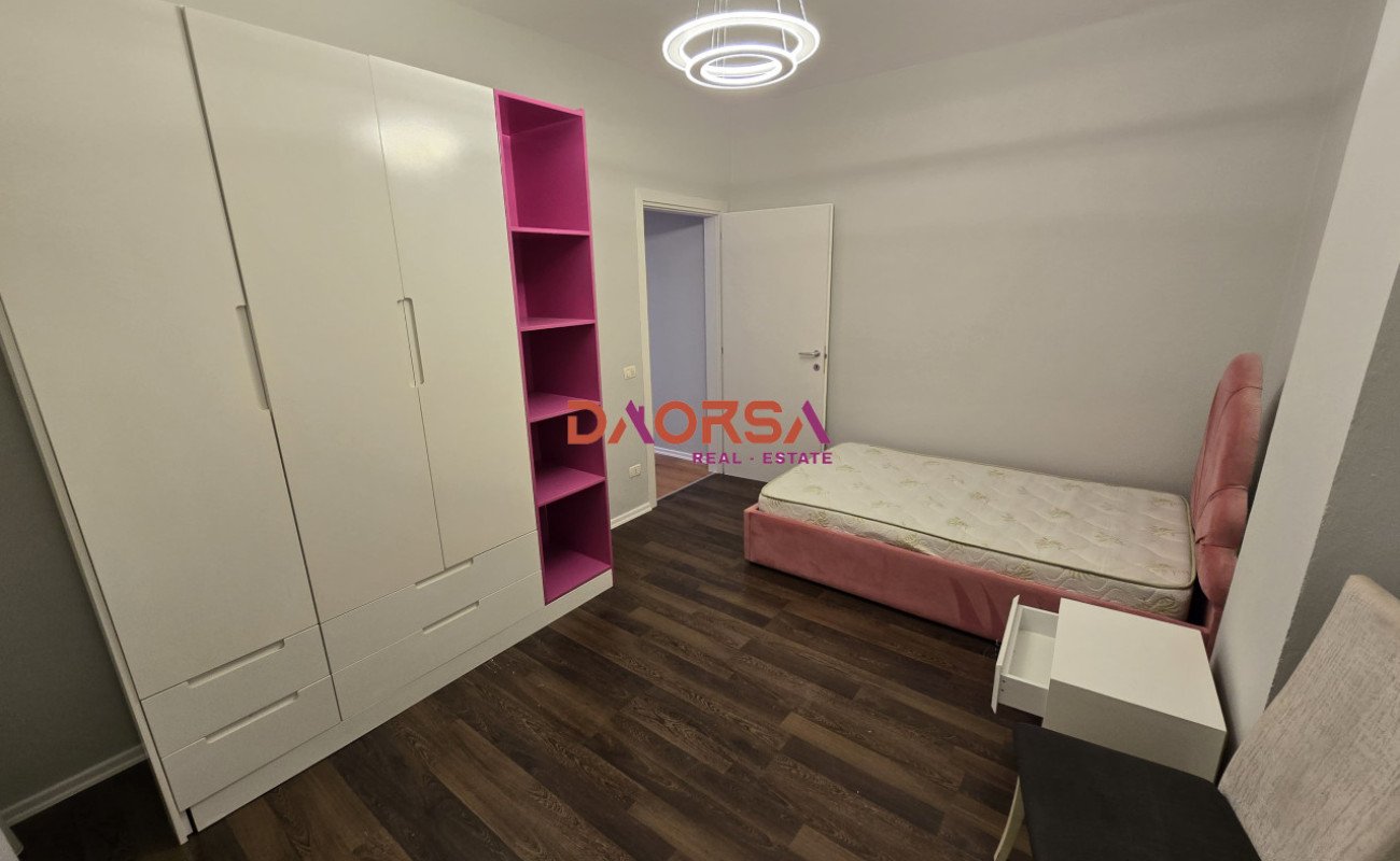Affitto 2+1+2 al museo di deshmoreve durres (8)