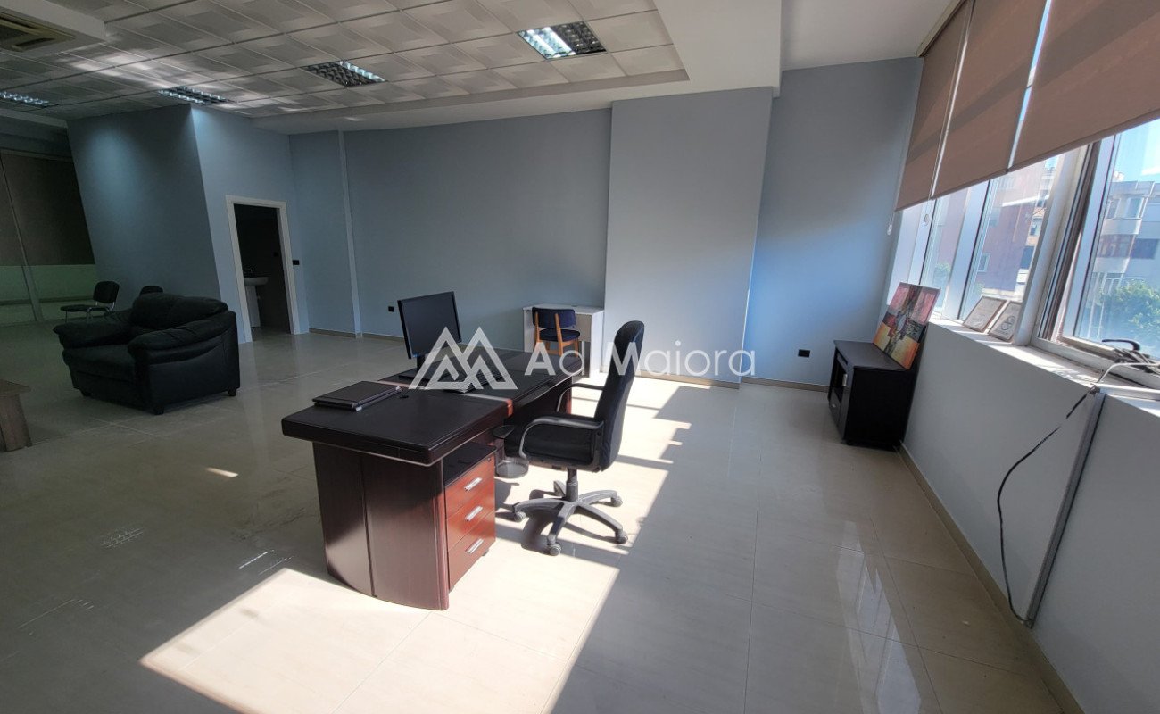 Espacio comercial en venta y alquiler en el centro (3)