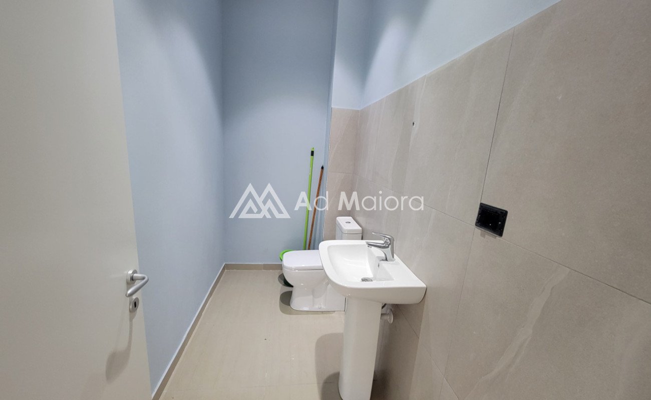 Espacio comercial en venta y alquiler en el centro (5)