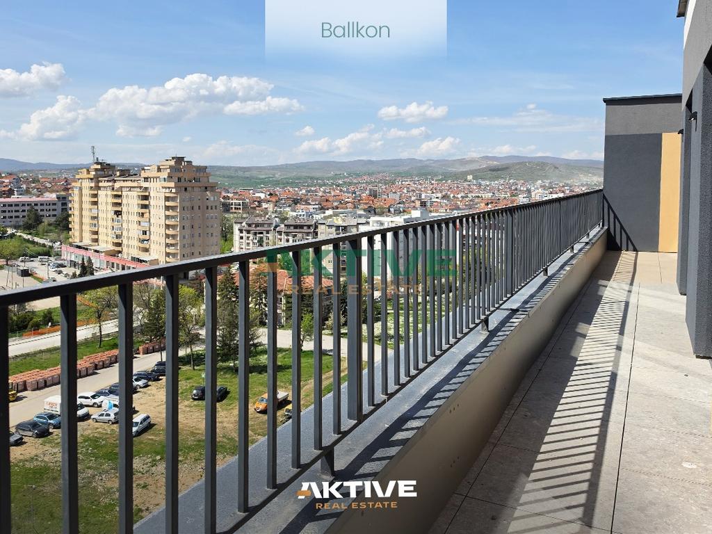 Penthouse in monopol city