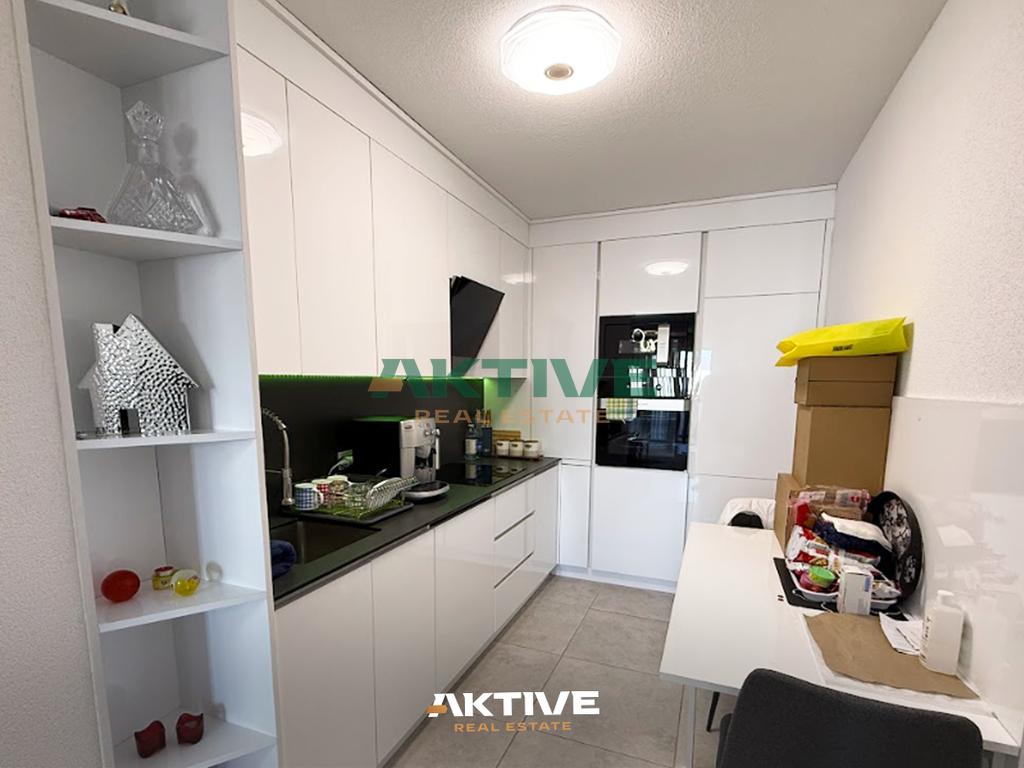 Apartment in the center (4)