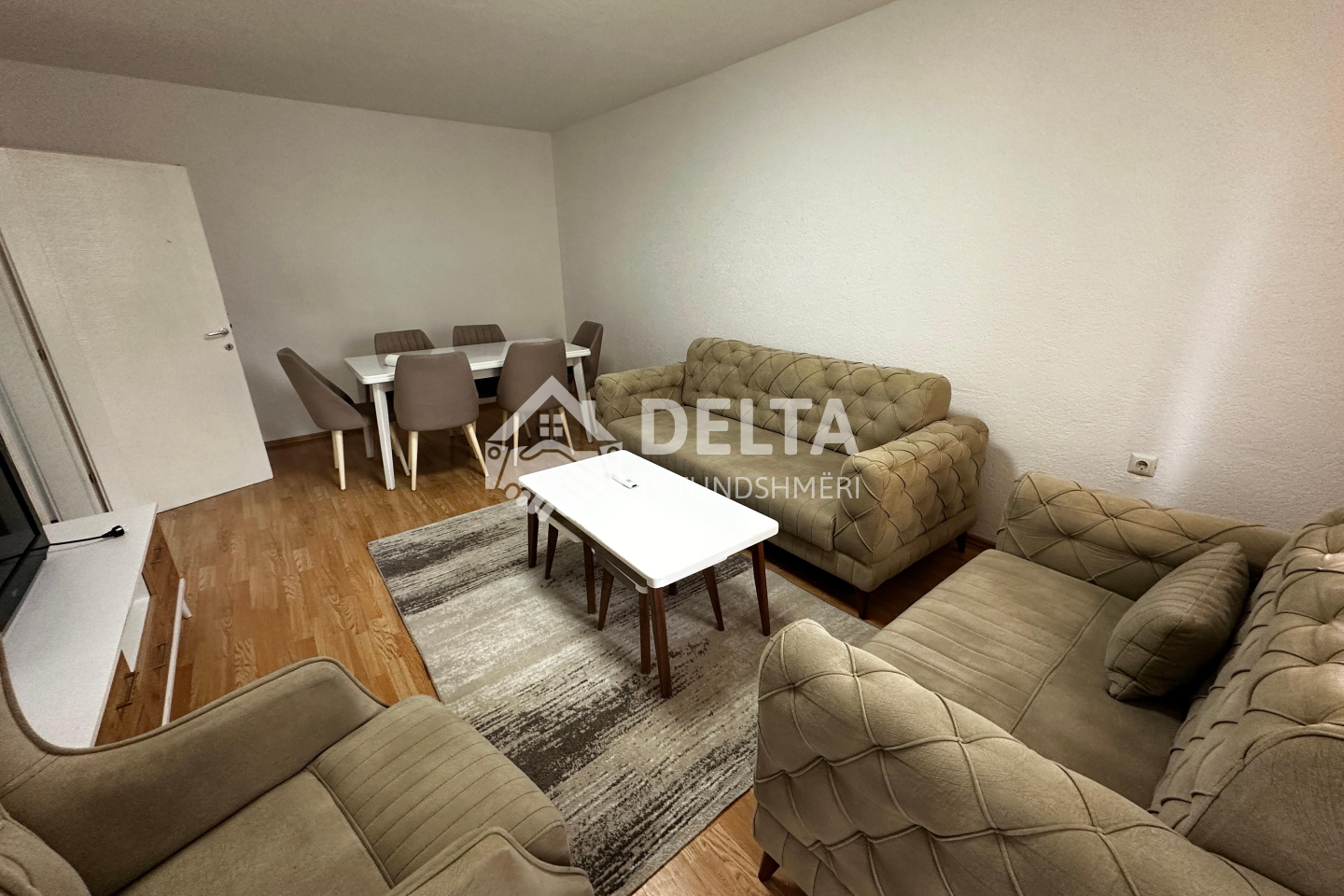 Apartamento para alugar no bairro Bregu i Diellit