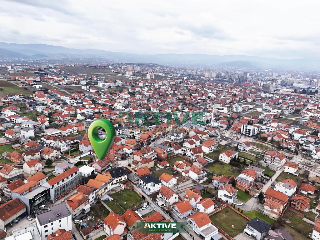 Casa no bairro Arbëria