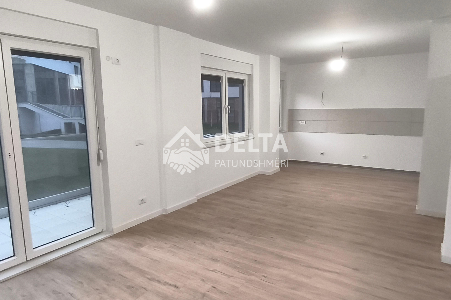 Banesë në shitje/me qira në lagjen kodrina