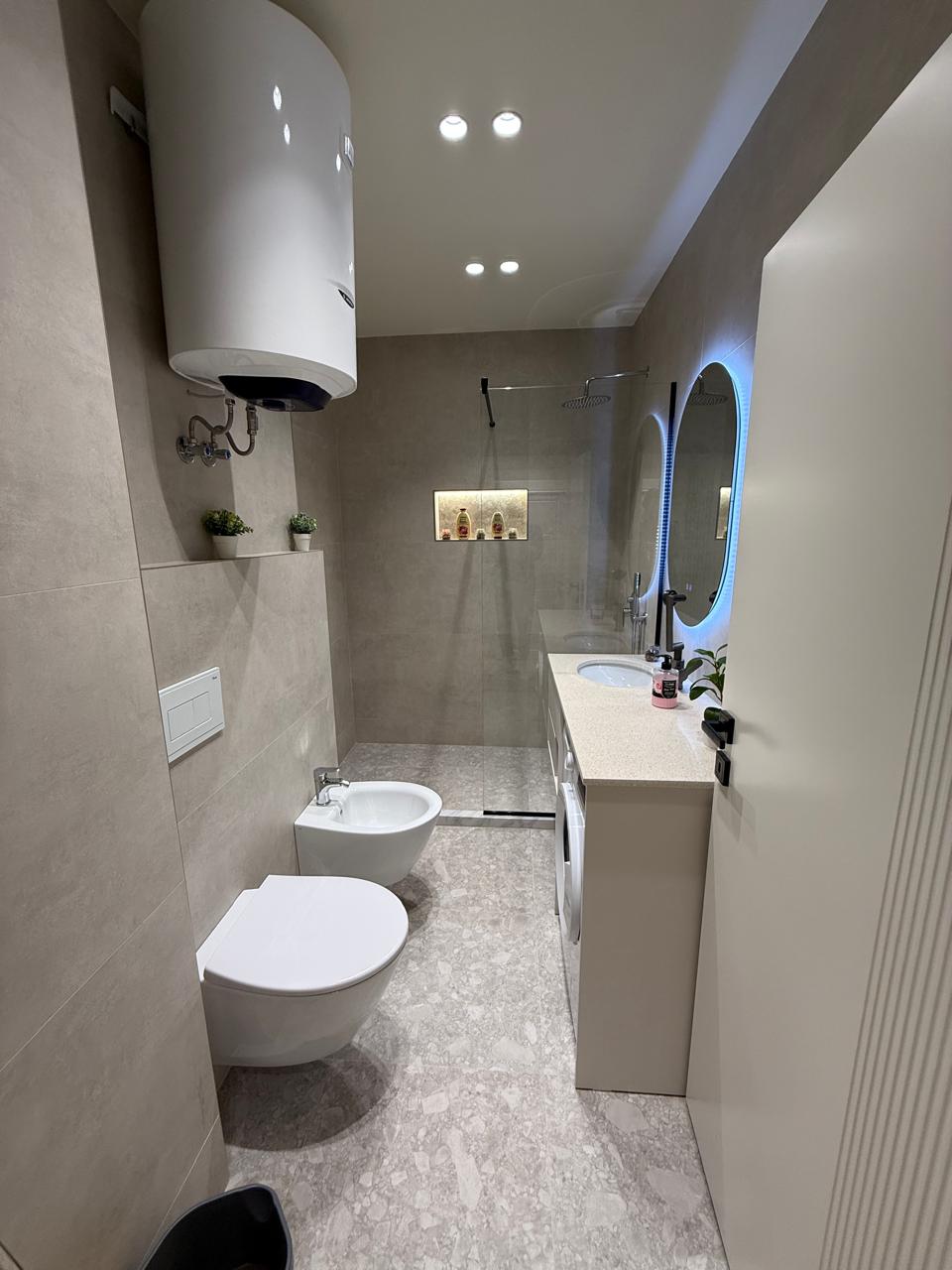 Apartment zu verkaufen 2+1 hekurudha plazh durres