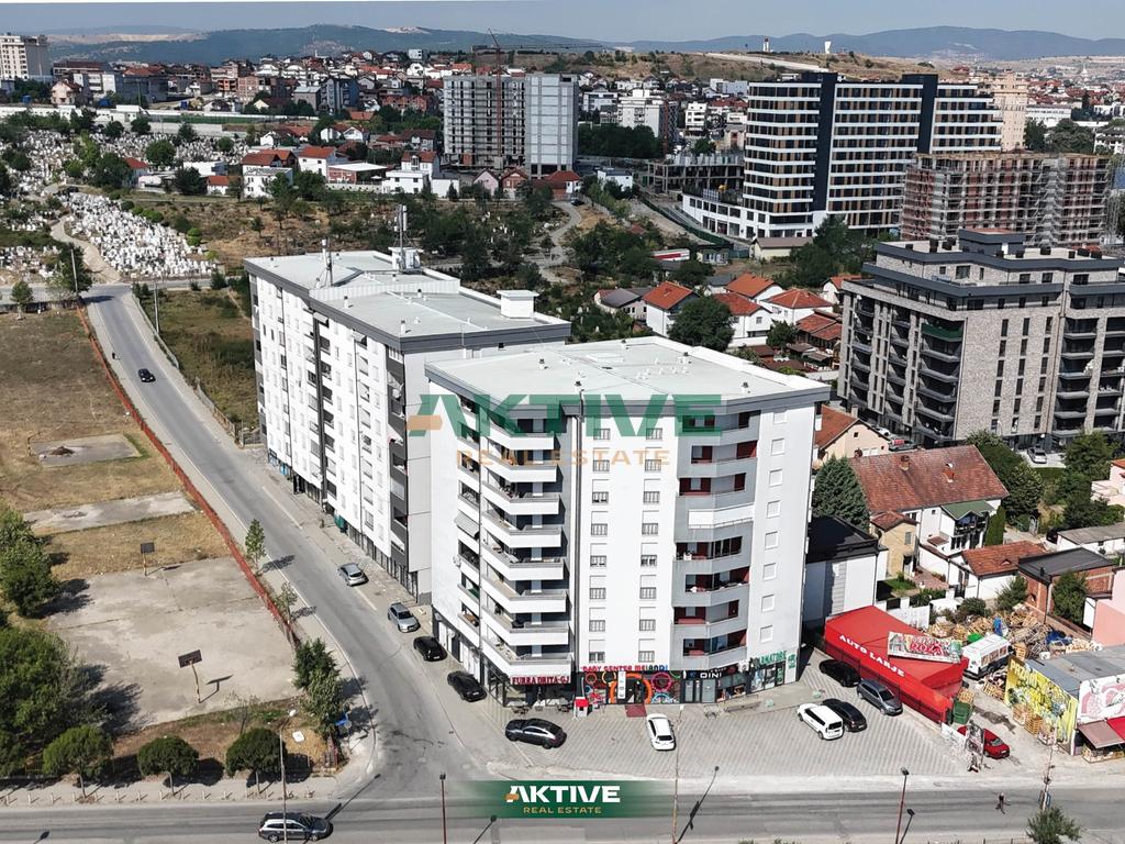 Apartment in uragani building