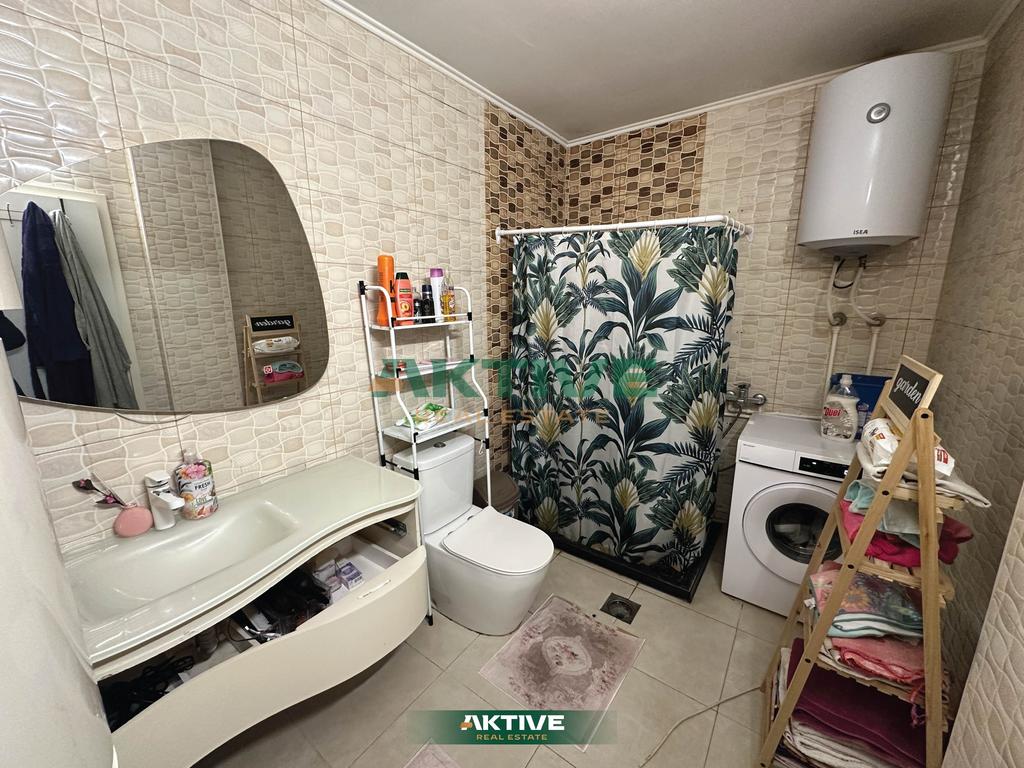 Apartment in uragani building