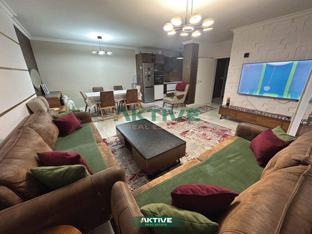 Apartment in uragani building