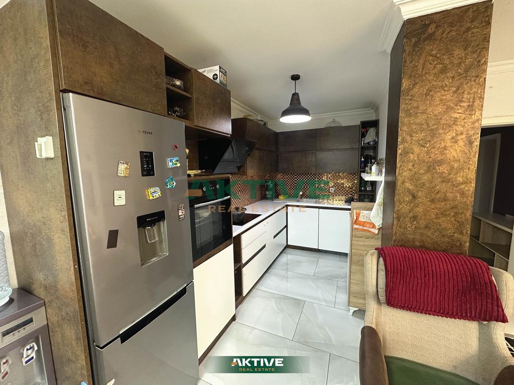 Apartment in uragani building
