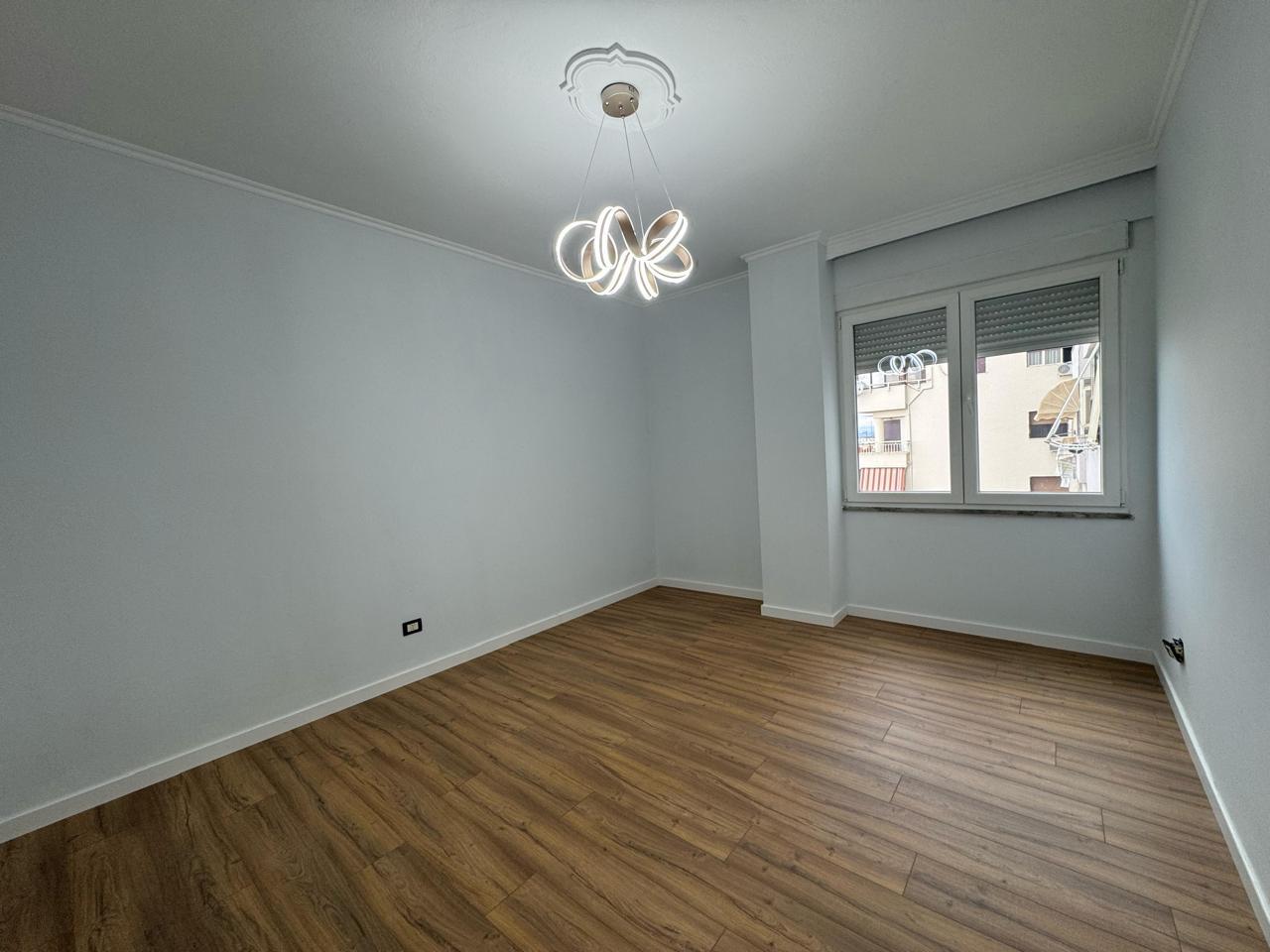Piso en venta 2+1 en calle port