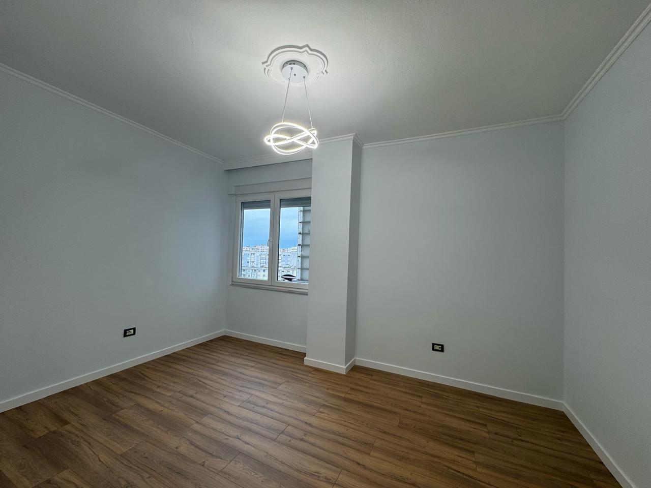 Piso en venta 2+1 en calle port