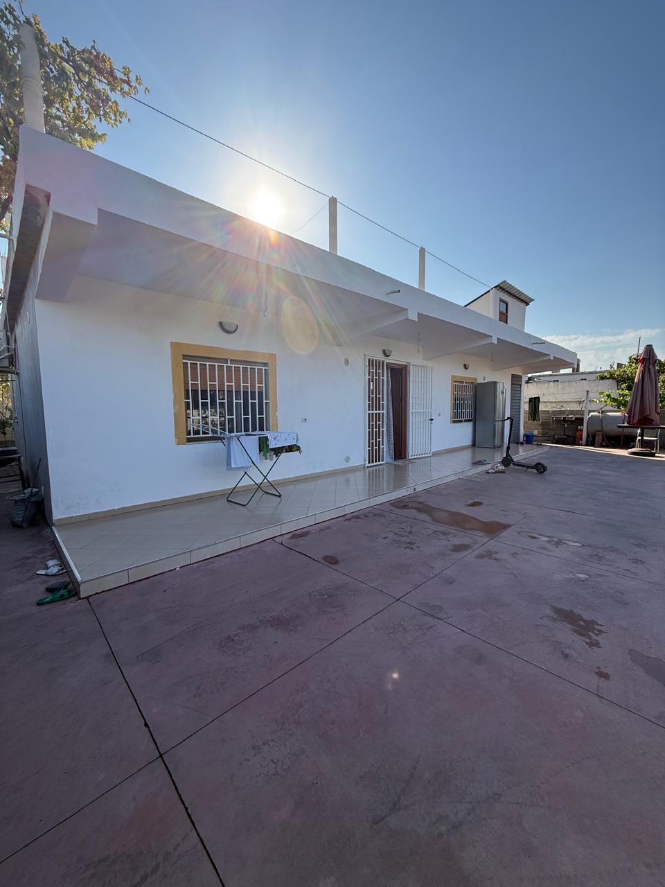 Casa privada à venda zona ish kenetes durres (3)