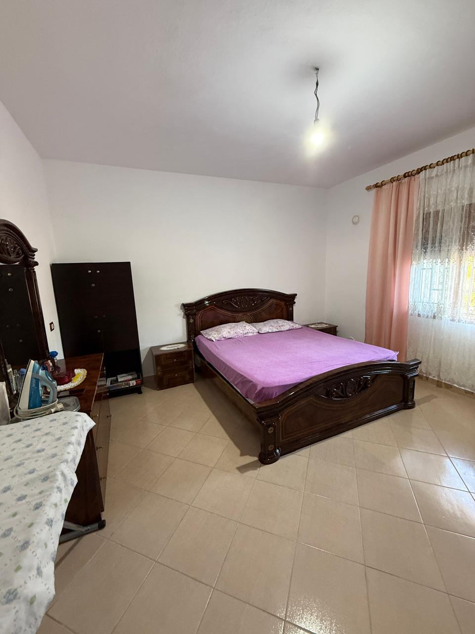Casa privada à venda zona ish kenetes durres (4)