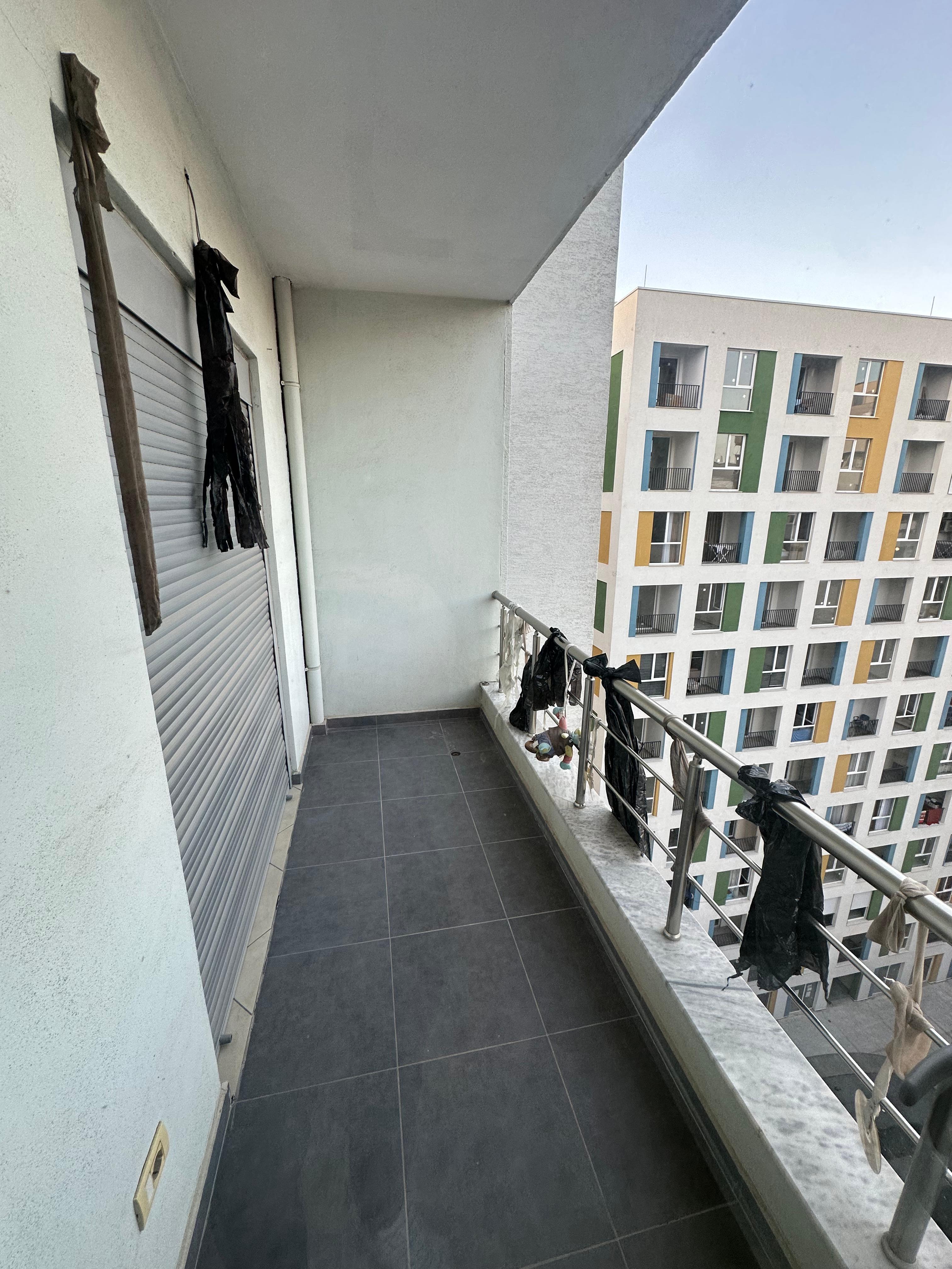 Shitet apartament 1+1, prane ujesjellsit, durres.