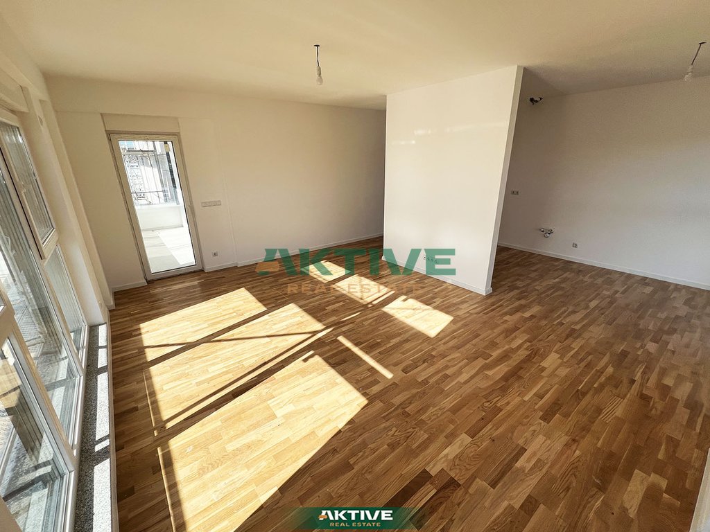 Wohnung in gëzimi 5