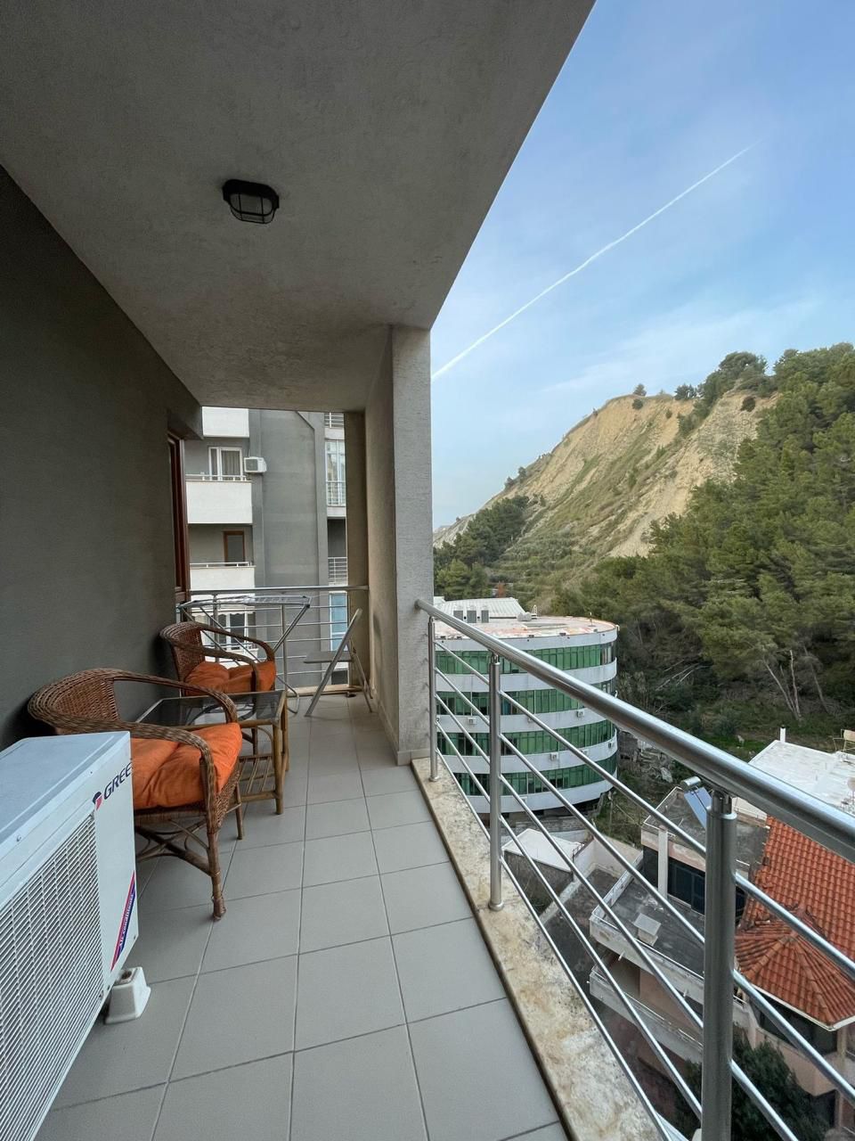 Loué appartement 2+1 vollga durres