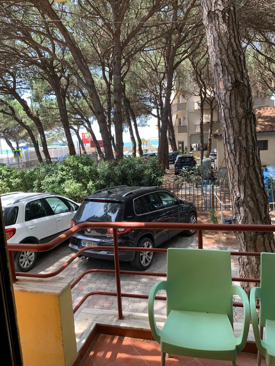 Jepet me qera apartament 2+1 zona golem