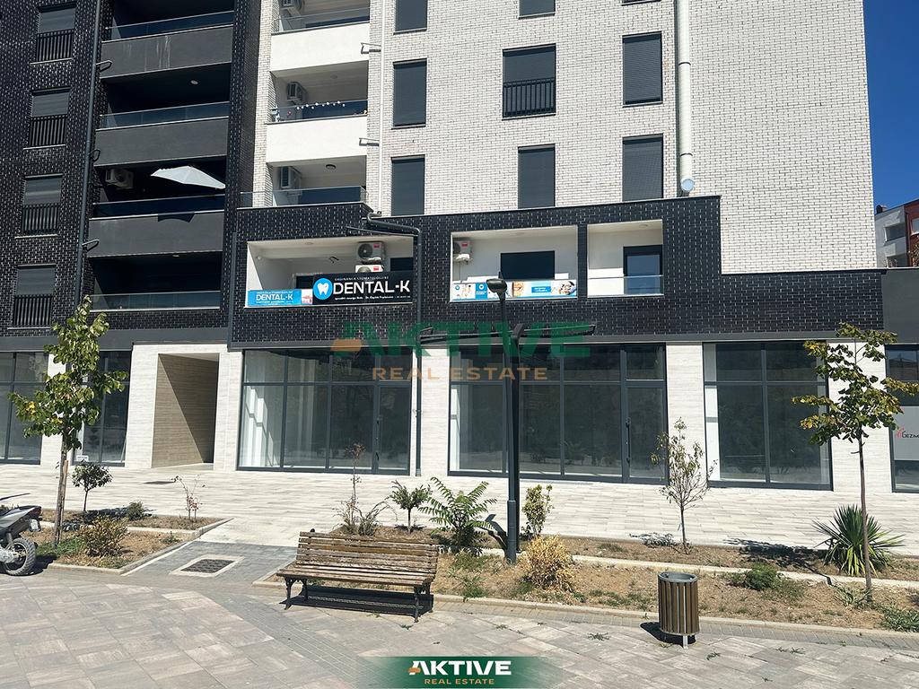 Commercial space in gëzimi 4 (3)