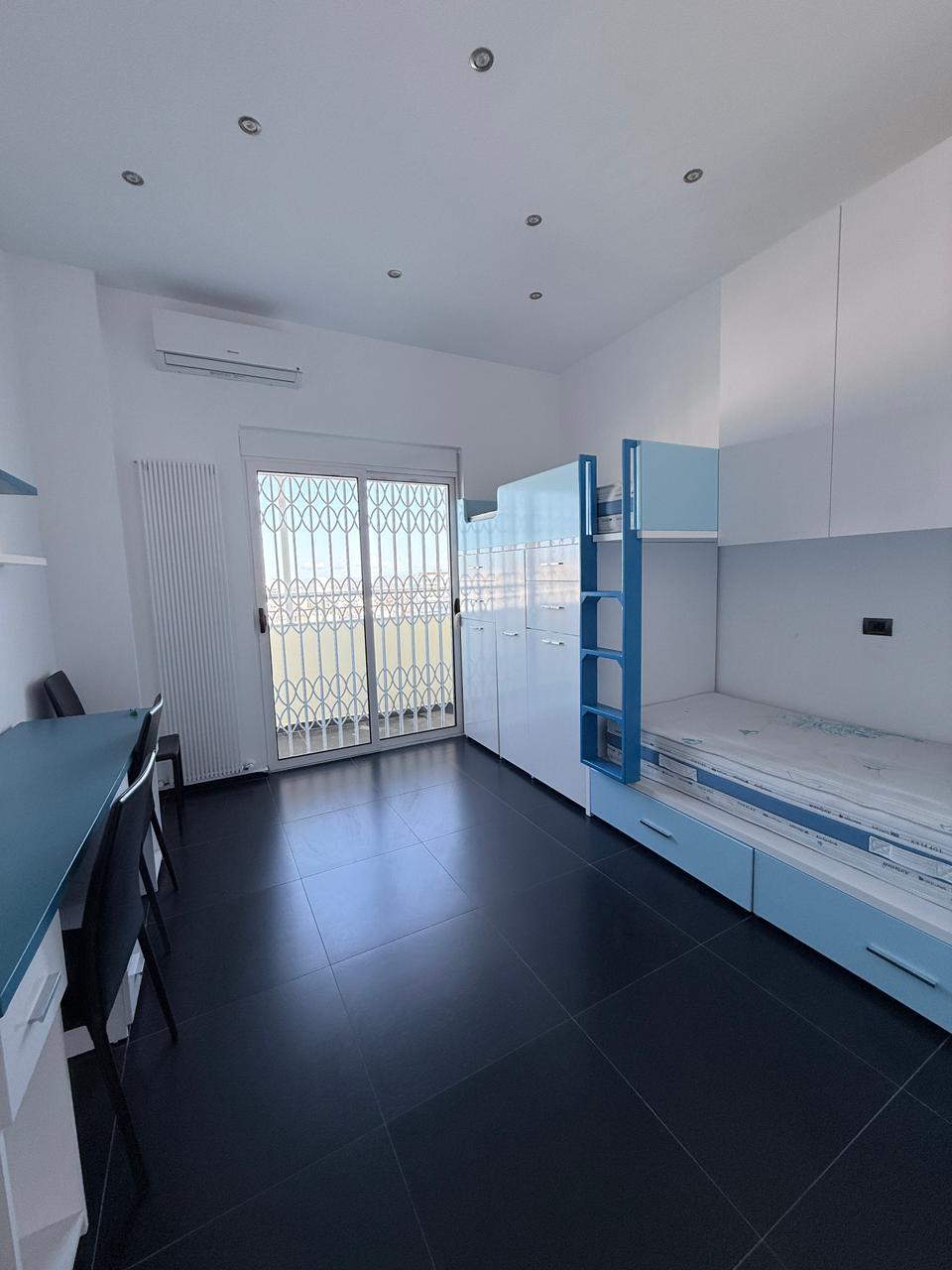 Apartamento à venda 2+1+2 rua portit