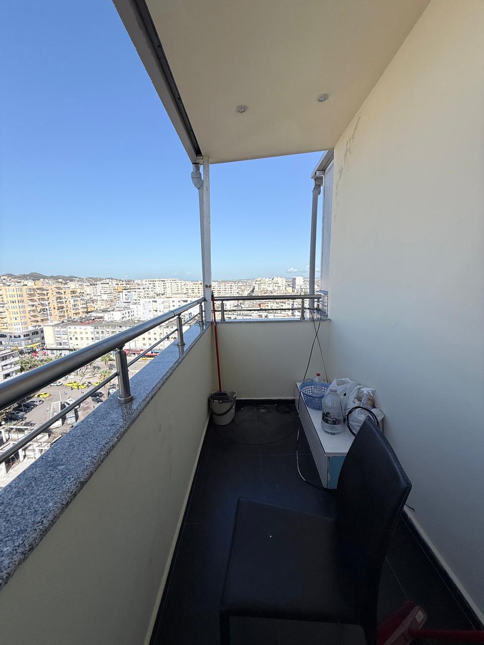 Apartamento à venda 2+1+2 rua portit