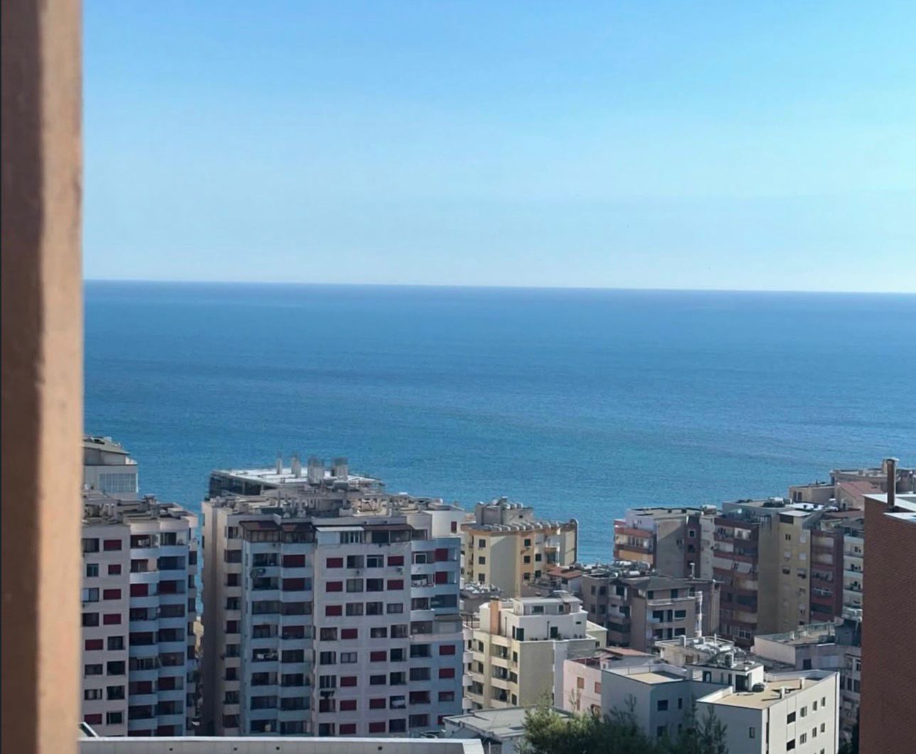 Apartamento à venda 2+1 na vila zogut durres
