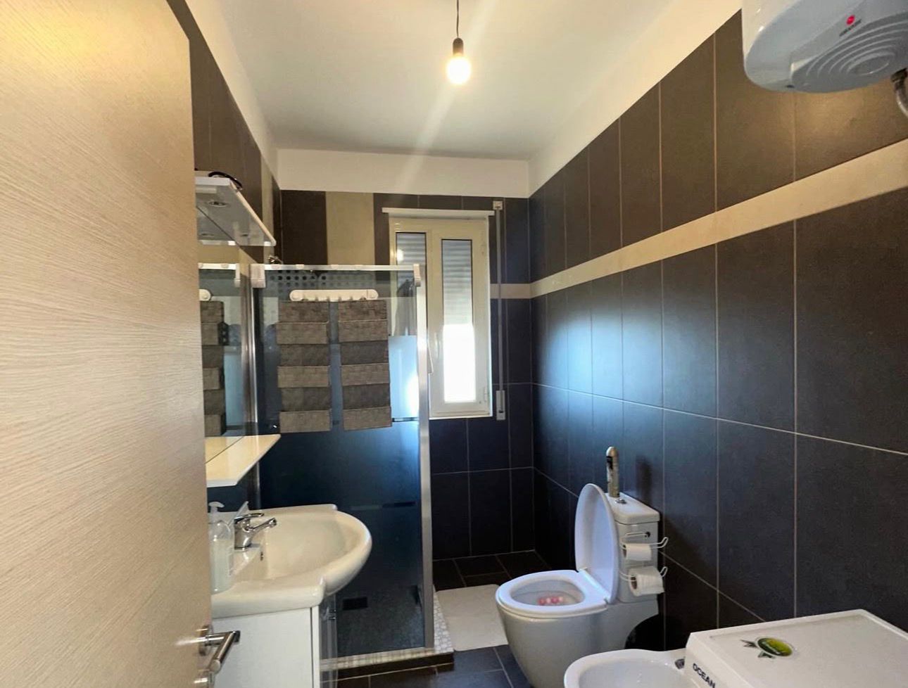 Apartamento à venda 2+1 na vila zogut durres