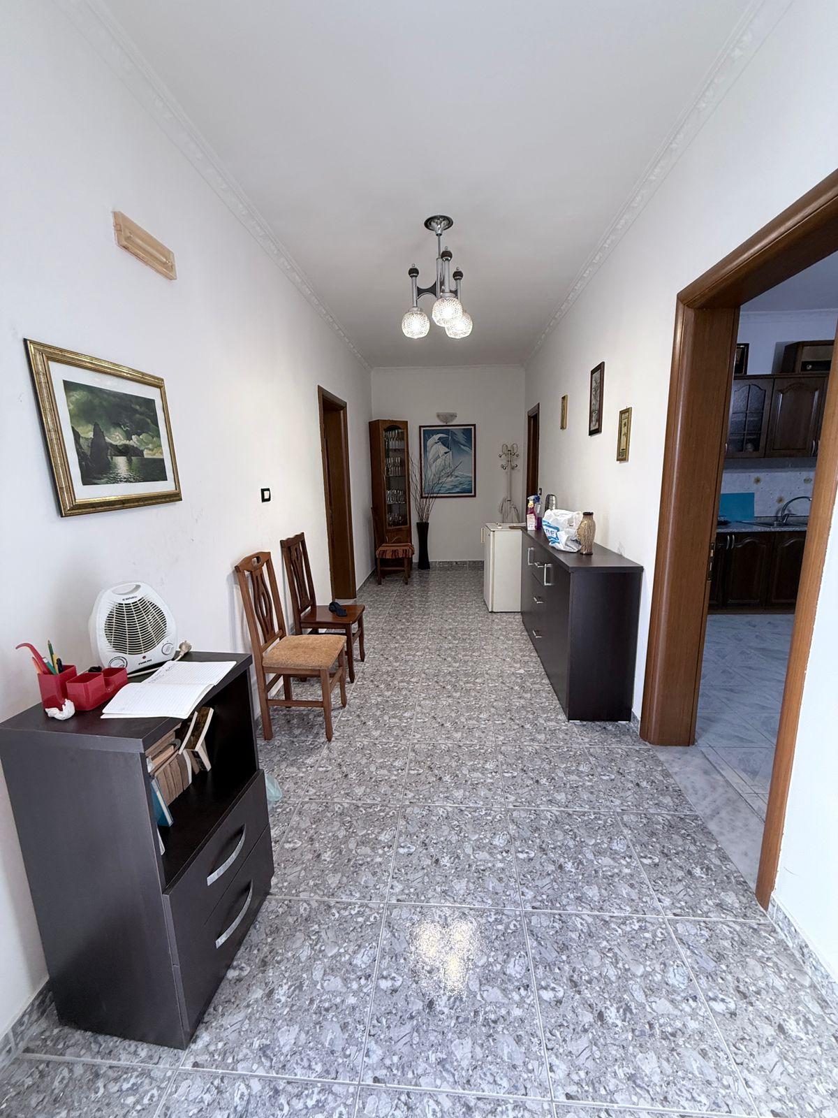 Private haus zu mieten in der nähe des sportpalasts Durrës (2)