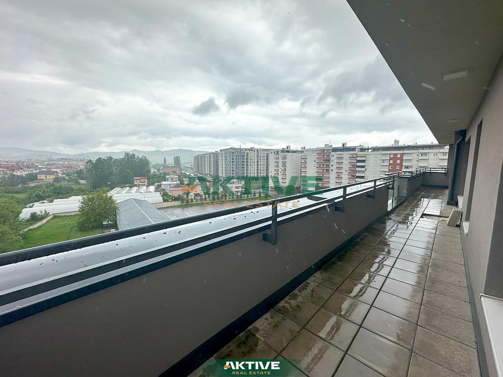 Penthouse im fidanishtja-komplex