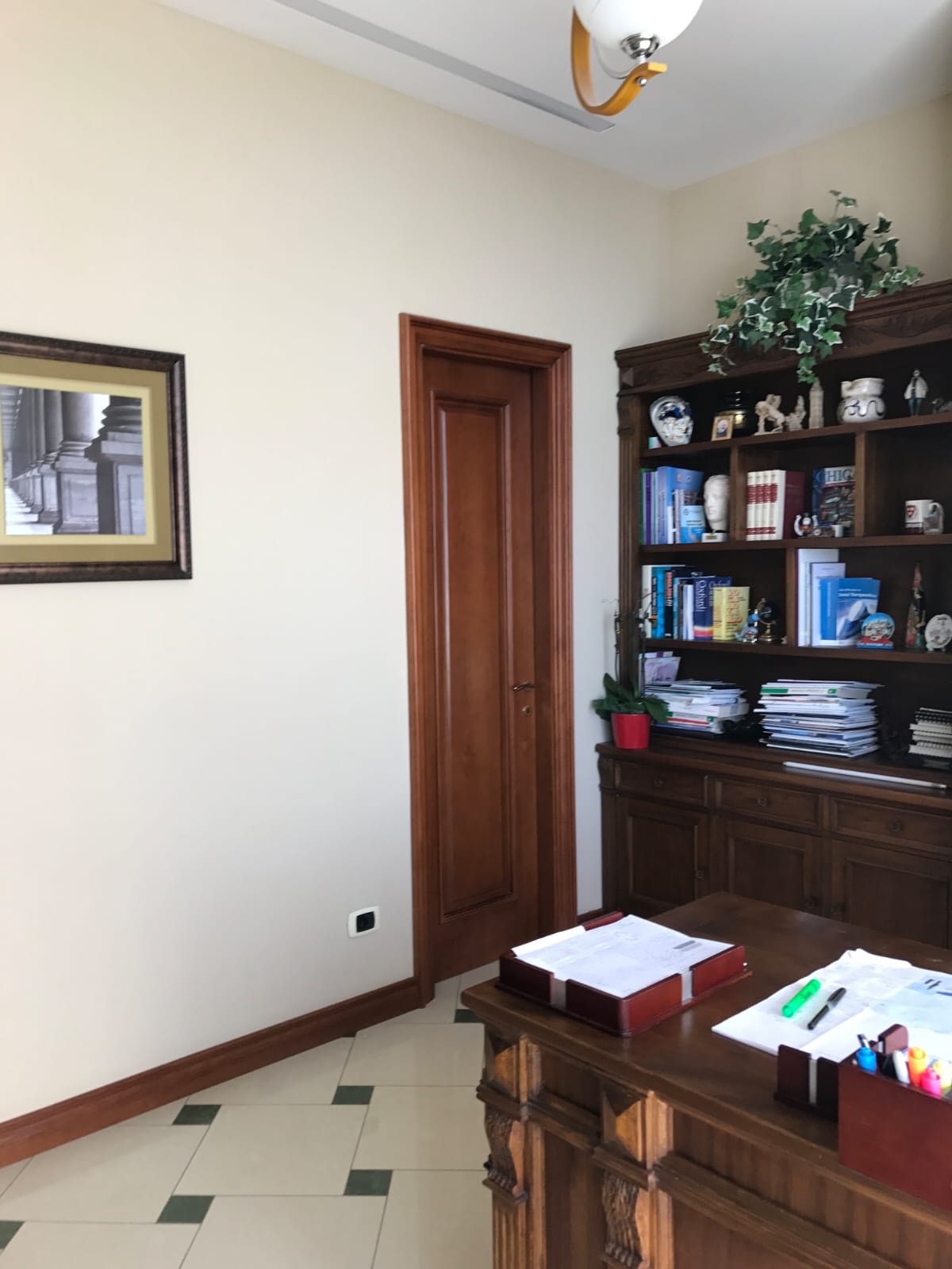 Espacio comercial en venta en pallati fly durres