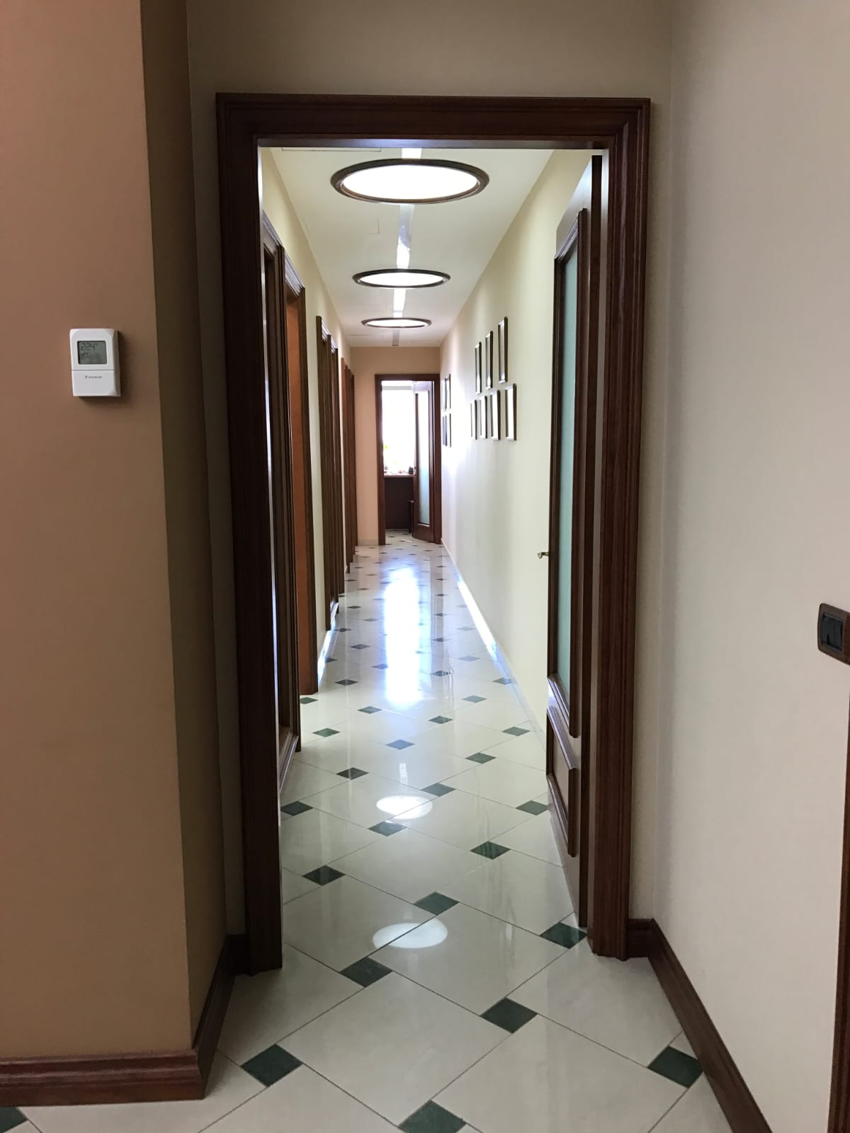 Espacio comercial en venta en pallati fly durres