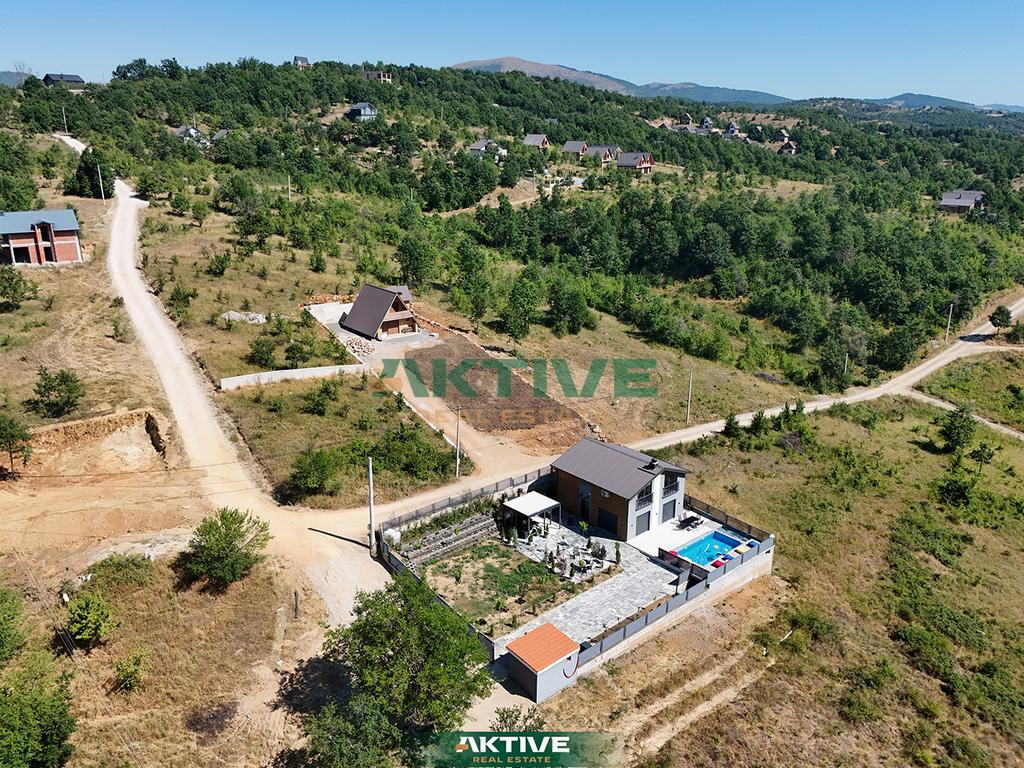 Villa à makresh i epërm